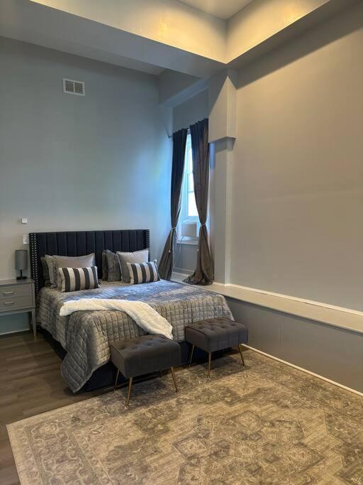 Private Cozy Open Floor Plan, Scranton